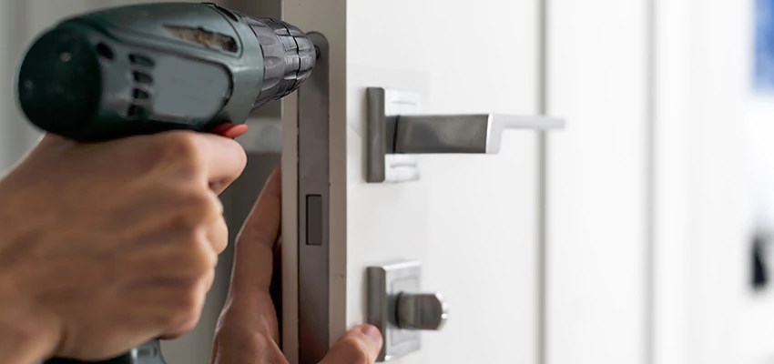 Locksmith For Lock Replacement Near Me in Diamond Springs, CA